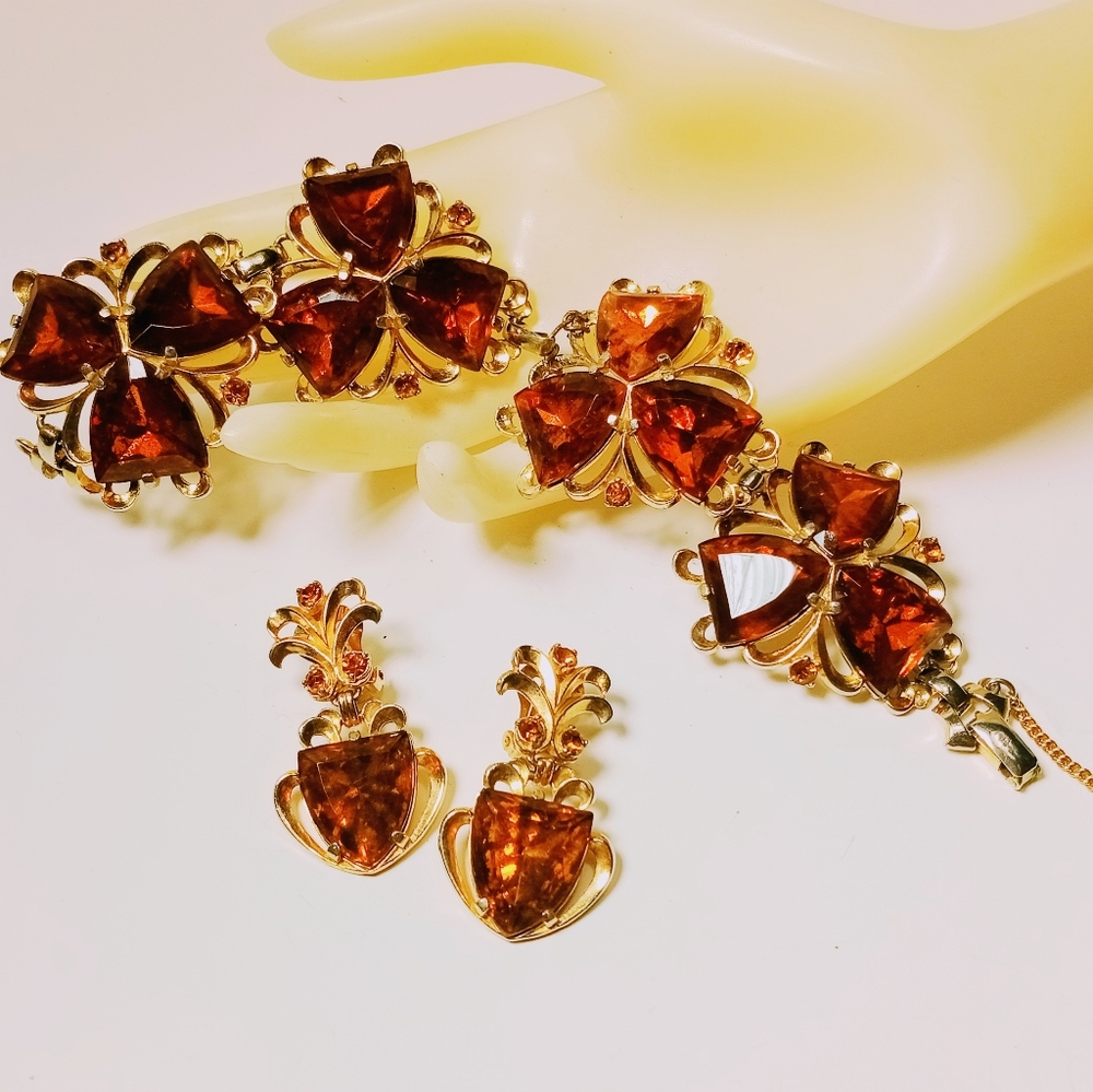 Vintage Schiaparelli Art Deco Bracelet Earring Set